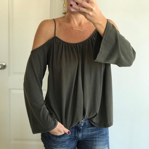 Tops - Bell Sleeve Cold Shoulder Top